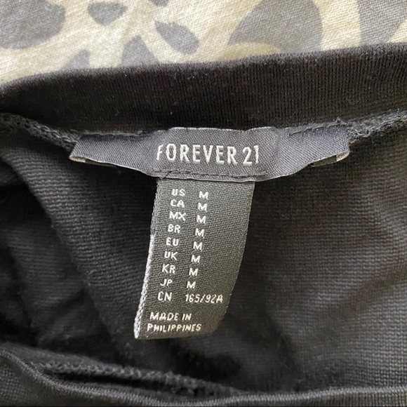 FOREVER 21 BLACK FIT & FLARE CUT OUT DRESS - Picture 10 of 10